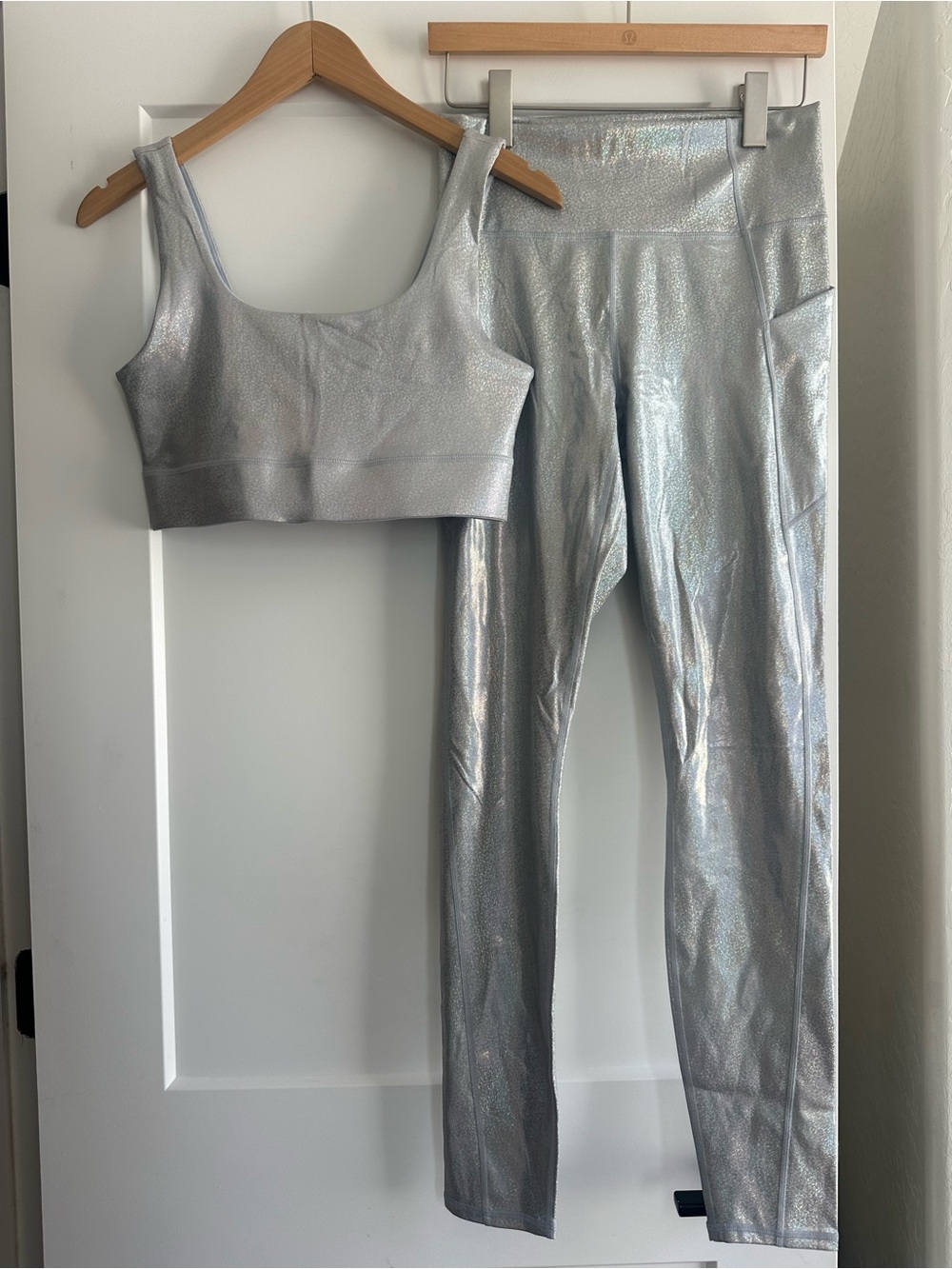 Fabletics Silver Glitter Hologram SET Size Medium